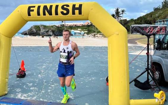 Woollins & Friend Power to Sprint Triathlon Victory